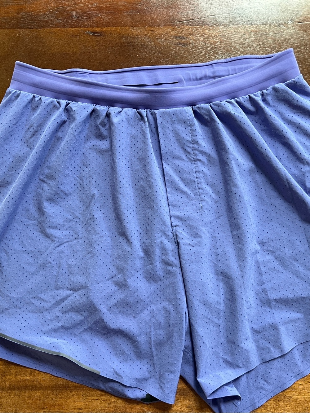 Lululemon Women’s Purple Solid Athletic Shorts Lined Breathable Drawstring